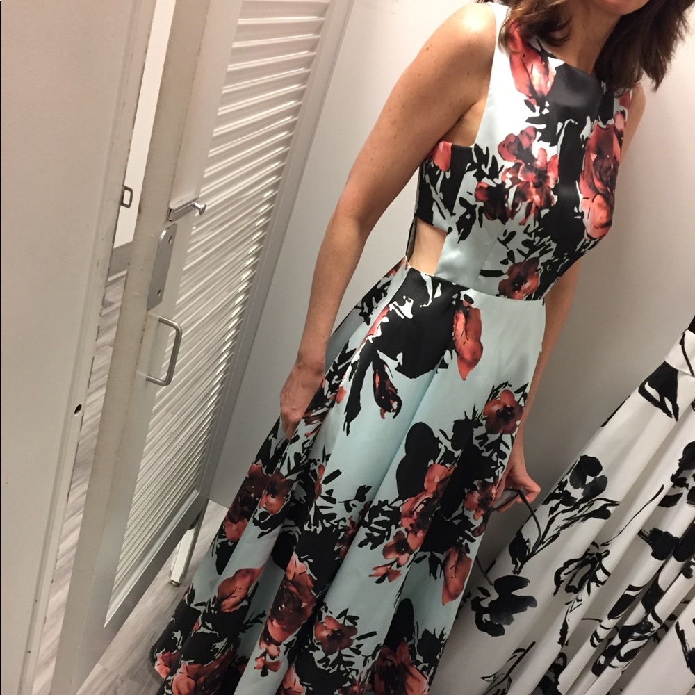 Betsy & Adam full length gown. Size 8. NEVER WORN